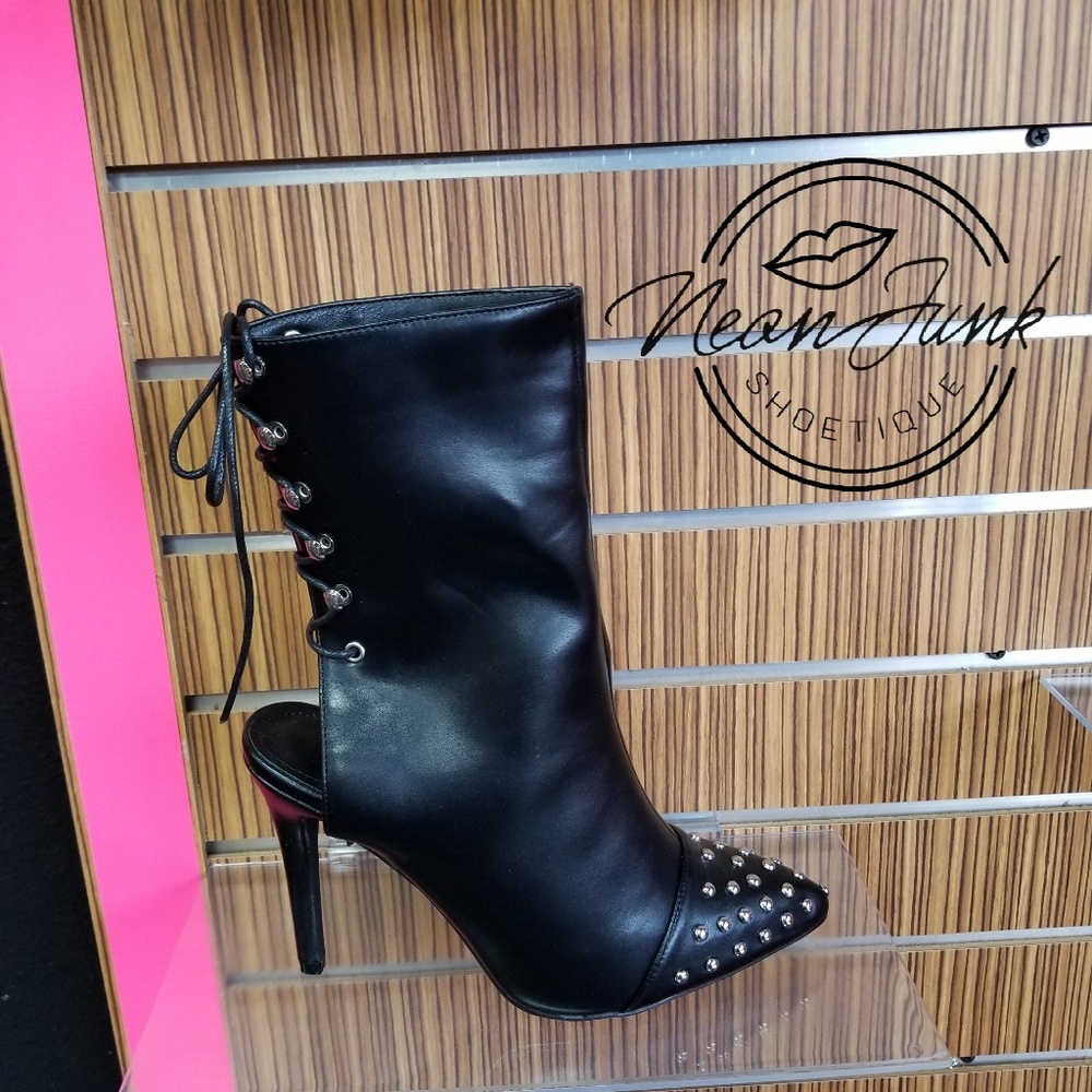 Women's Booties